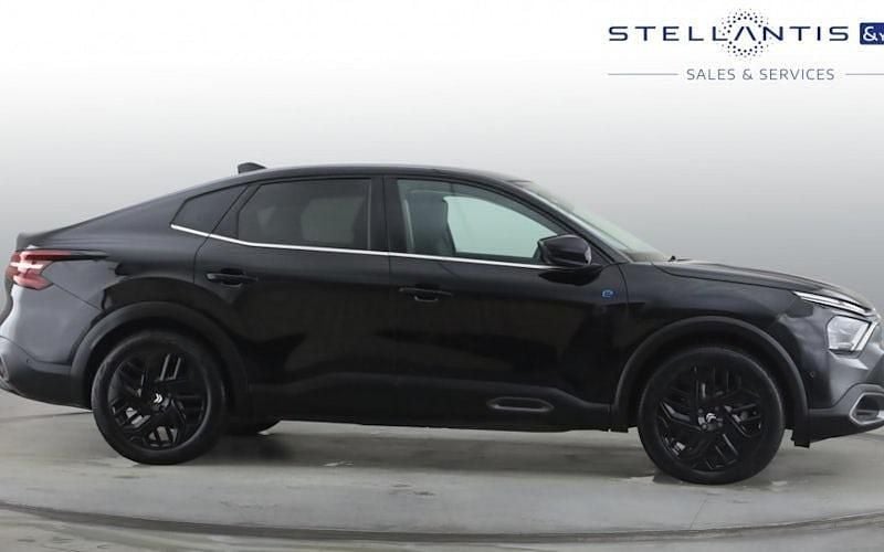 Used Citroën e-C4 100 kW (136 HP) 2024 Sedan