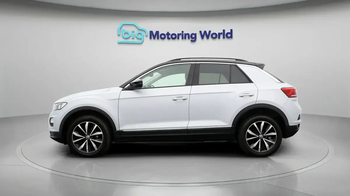 Used VW T-Roc Design 116 HP (85 kW) 2019 Silver SUV