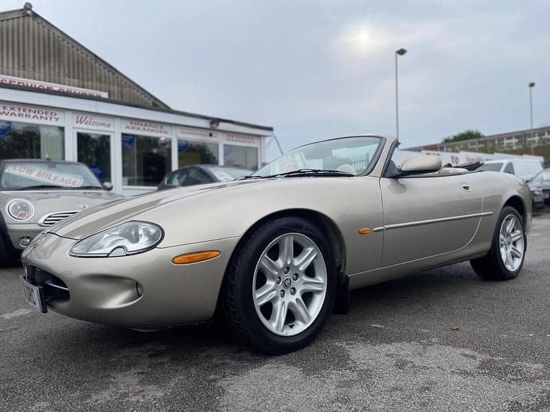 Gold/silver Used 1997 Jaguar XK8 Cabriolet | £4,995 (Fair price) - Image 1/3