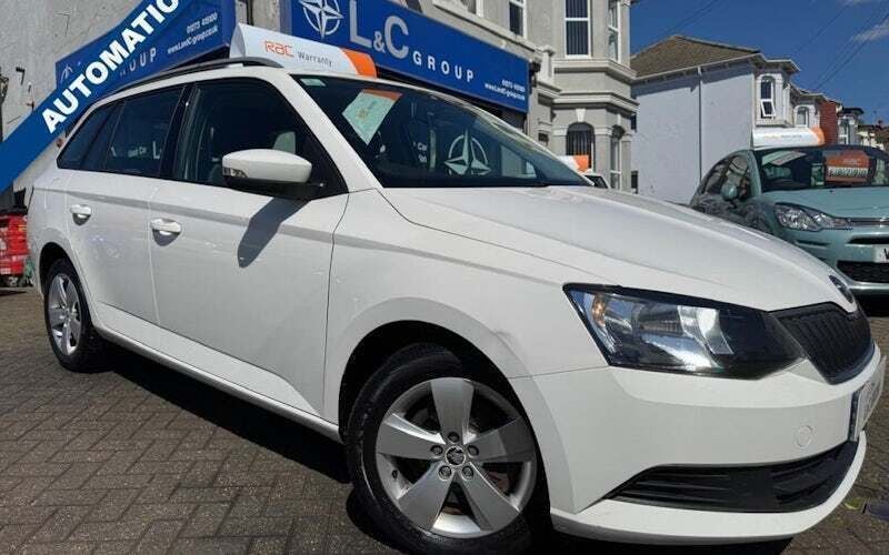 White Used 2017 Skoda Fabia SE Estate | £11,790 (Fair price) - Image 1/4