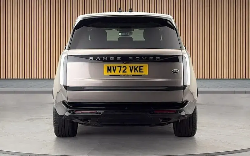 Used Land Rover Range Rover HSE 441 HP (324 kW) 2022 Lantau bronze SUV