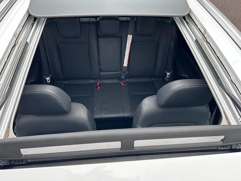 Used Suzuki SX4 115 HP (84 kW) 2023 White Hatchback