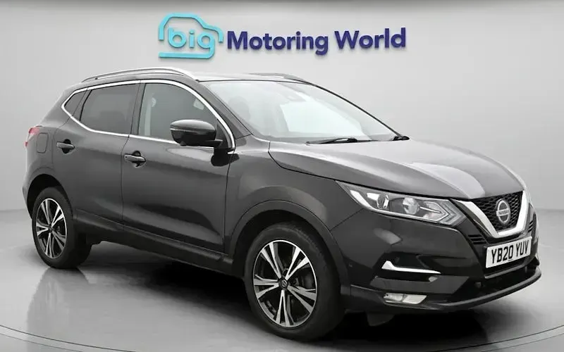 Begagnad Nissan Qashqai N-Connecta 140 HK (102 kW) 2020 SUV