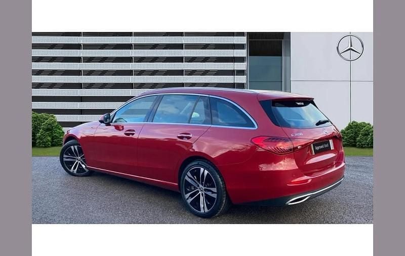 Used Mercedes C200 Exclusive Luxury 200 HP (147 kW) 2023 Red Estate