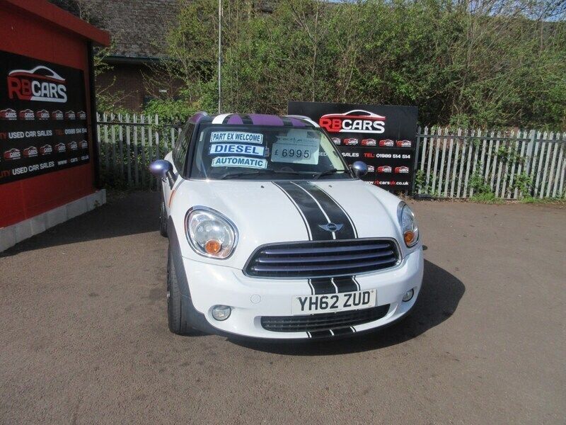 White Used 2012 Mini Cooper D Countryman SUV | £6,495 (Fair price) - Image 1/4