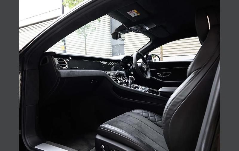 Used Bentley Continental GT 650 HP (478 kW) 2021 Black Coupe