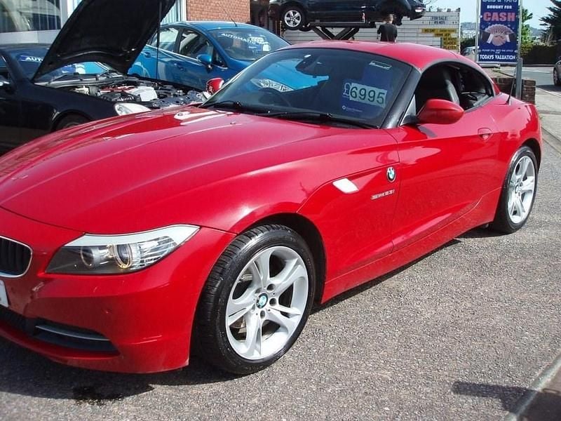 Begagnad BMW Z4 204 HK (150 kW) 2009 Röd Cab