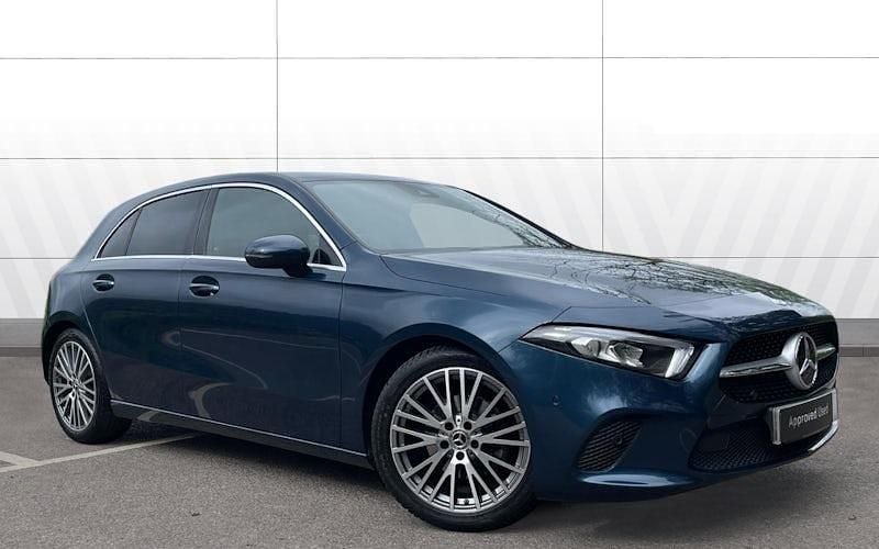 Begagnad Mercedes A180 Executive 136 HK (100 kW) 2022 Halvkombi