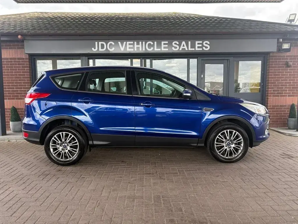 Used Ford Kuga Titanium 163 HP (119 kW) 2014 Blue SUV