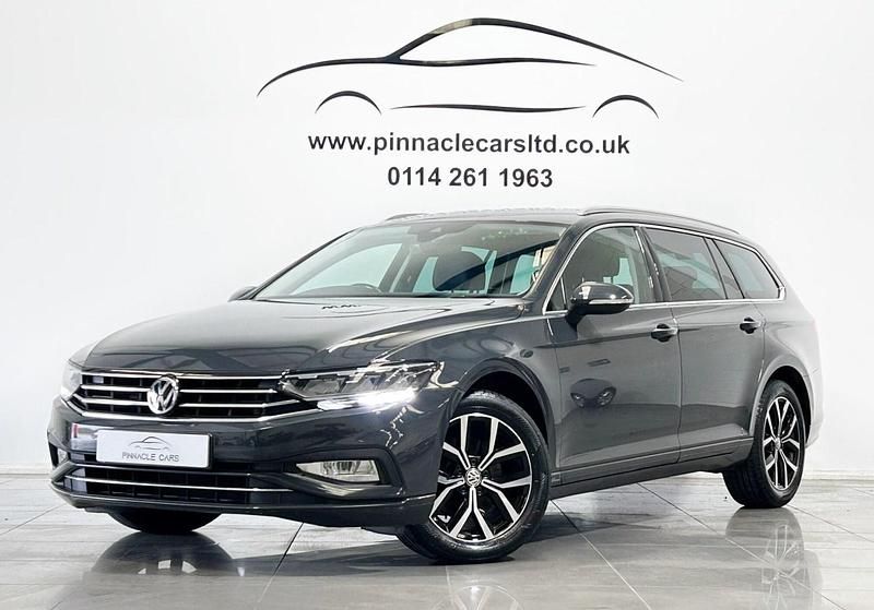 Used VW Passat SEL 150 HP (110 kW) 2019 Grey Estate