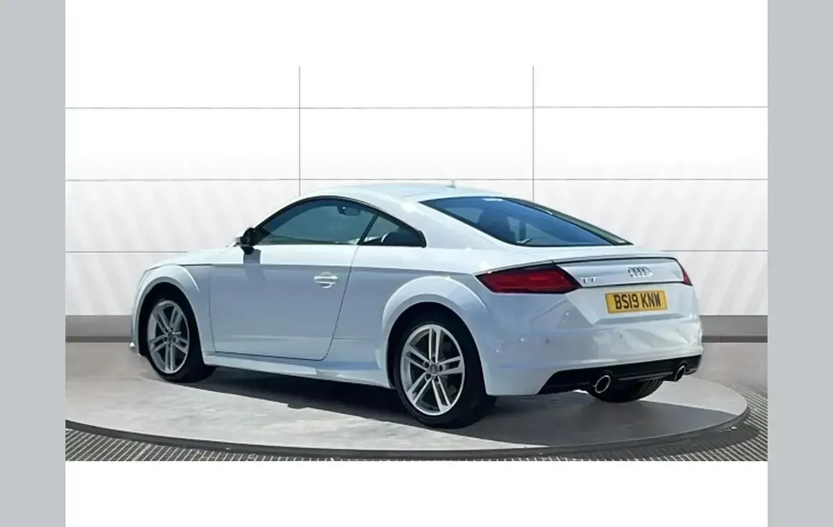 Used Audi TT Sport 194 HP (142 kW) 2019 White Coupe