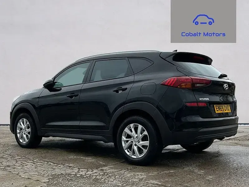Used Hyundai Tucson SE 132 HP (97 kW) 2020 Black SUV