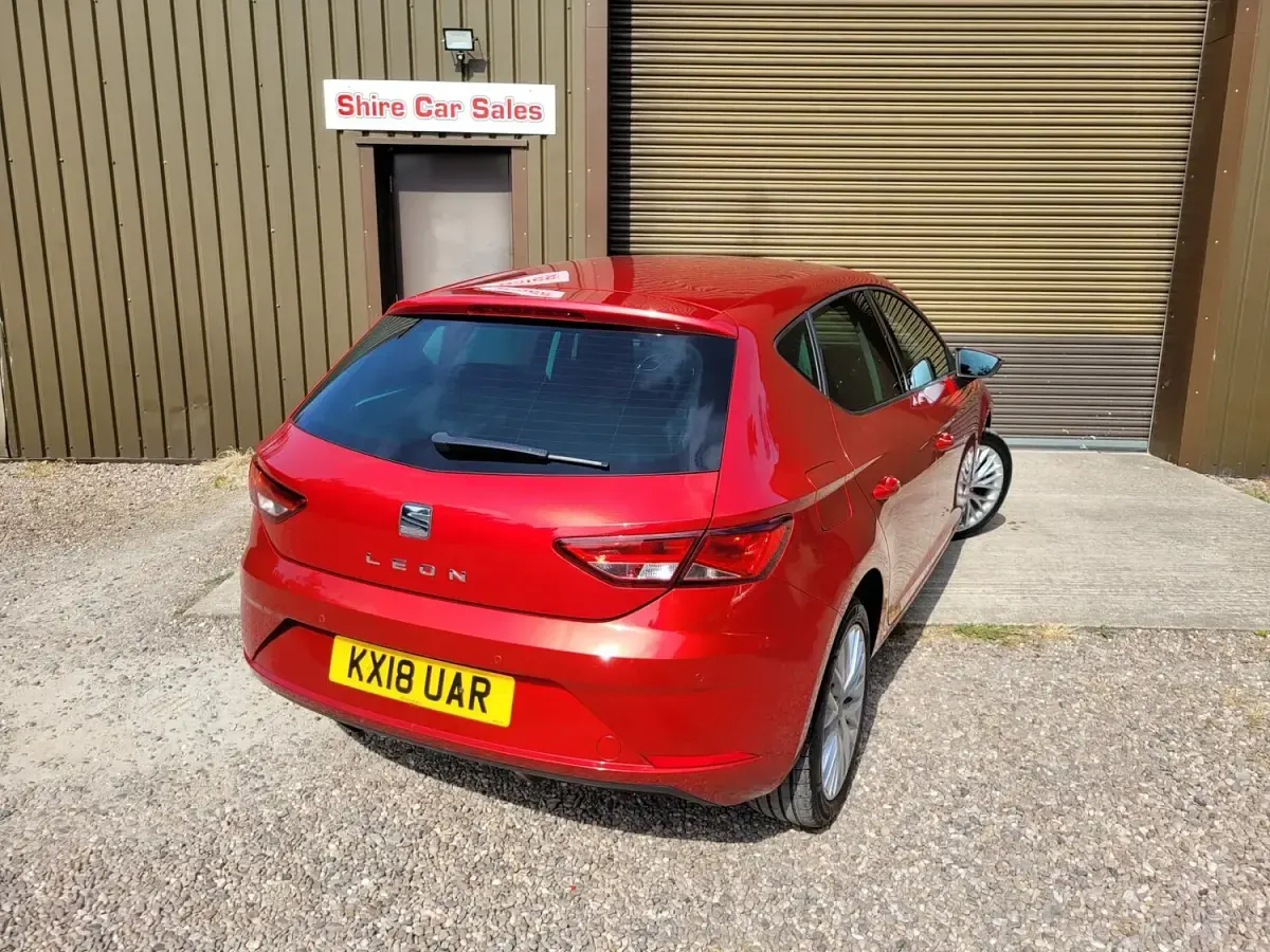 Used Seat Leon SE Dynamic 2018 Red Hatchback