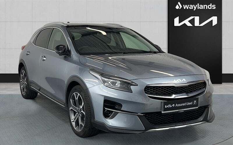 Silver Used 2022 Kia XCeed 4 SUV | £19,300 (Fair price) - Image 1/4
