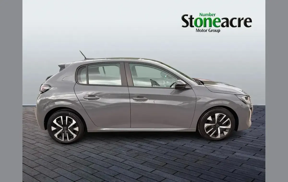 Used Peugeot 208 Active 73 HP (53 kW) 2024 Grey Hatchback