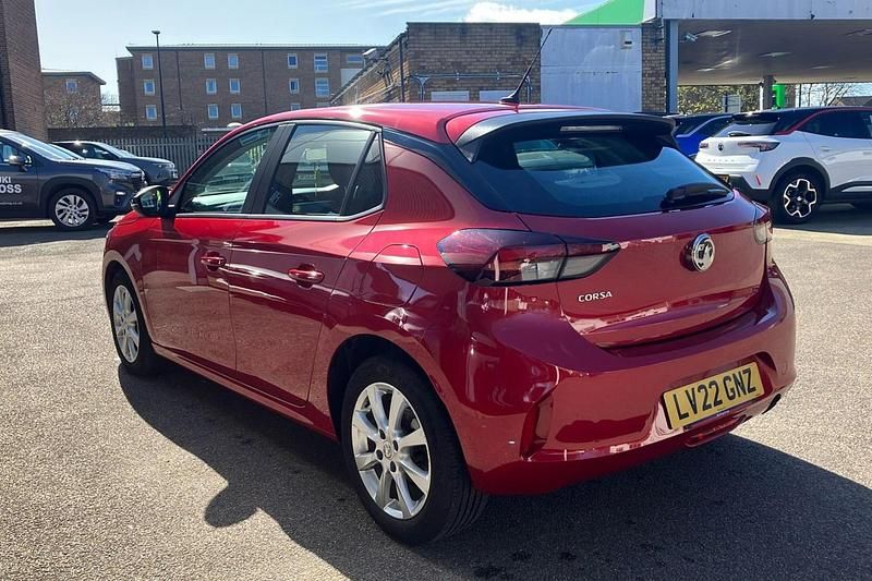 Used Vauxhall Corsa Edition 100 HP (73 kW) 2022 Red Hatchback