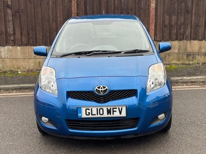 Used Toyota Yaris 2010 Blue Hatchback