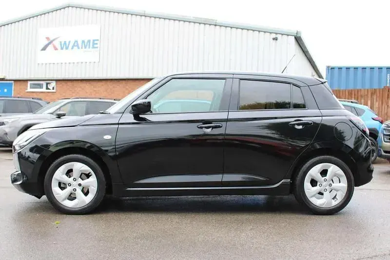 Used Suzuki Swift 82 HP (60 kW) 2025 Black Hatchback