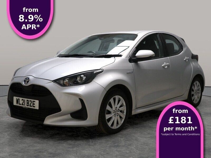 Silver Used 2021 Toyota Yaris Hybrid Hatchback | £13,654 (Super price) - Image 1/3