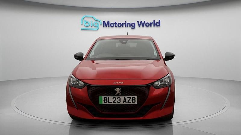 Used Peugeot e-208 Allure+ 100 kW (136 HP) 2023 Red Hatchback