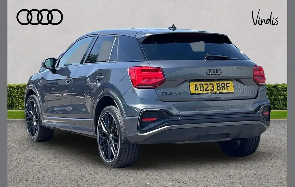 Used Audi Q2 Black Edition 147 HP (108 kW) 2023 Grey SUV
