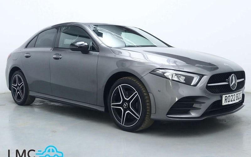 Usado Mercedes A250 AMG Line Premium 218 HP (160 kW) 2022 Sedan