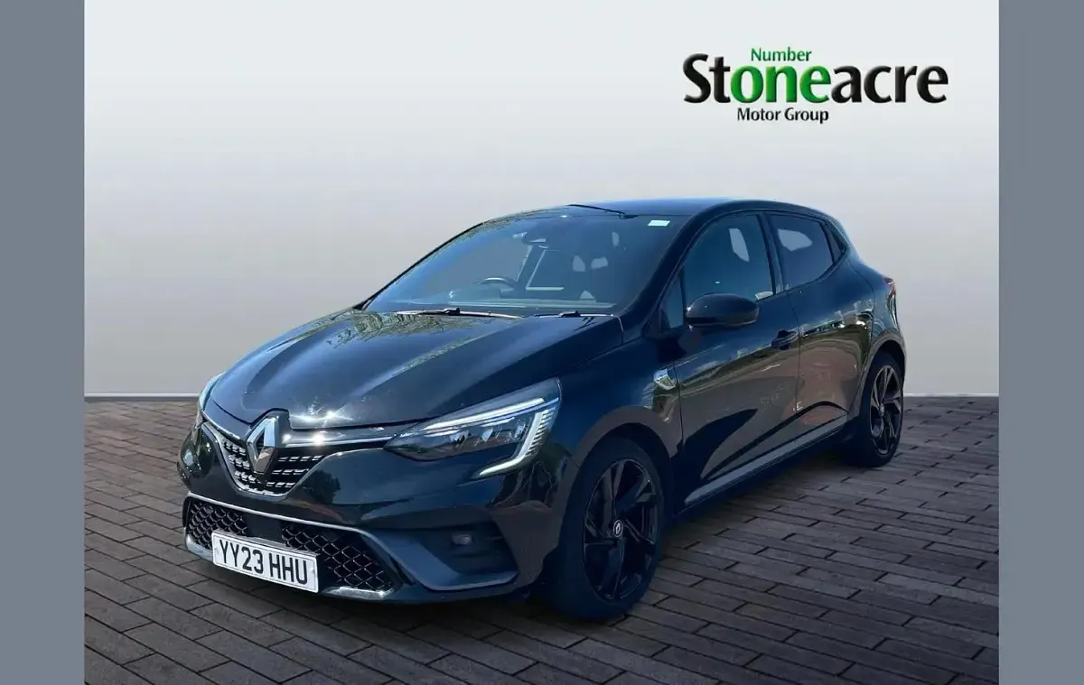 Usado Renault Clio V RS Line 90 CV (66 kW) 2023 Negro Utilitario