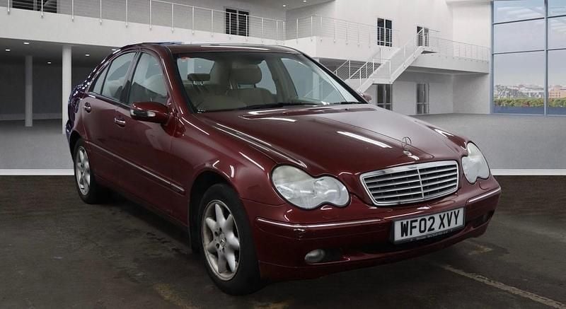 Used Mercedes C240 Elegance 2002 Red Sedan