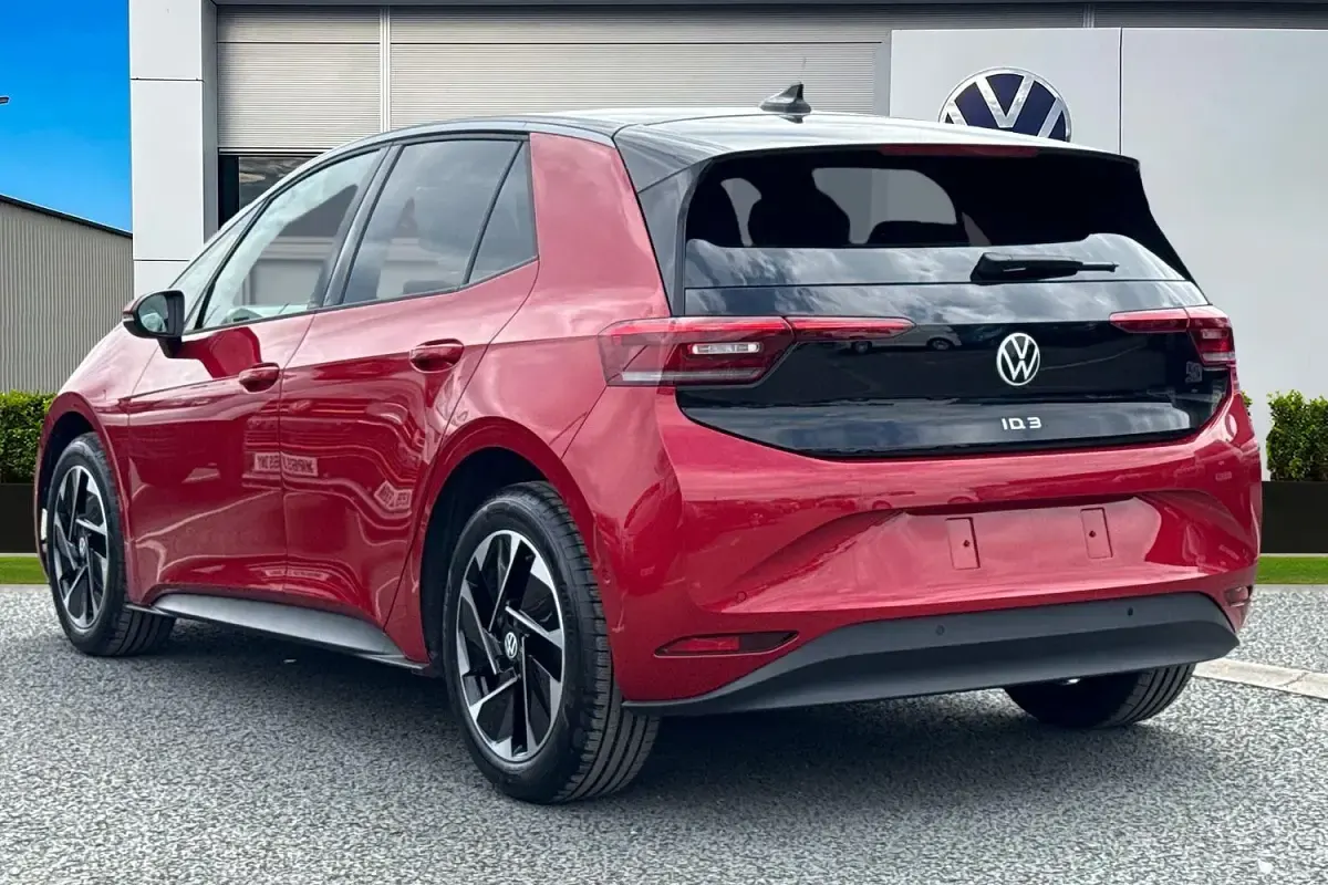 Nuevo VW ID.3 Pro 150 kW (204 CV) 2026 Rojo Utilitario