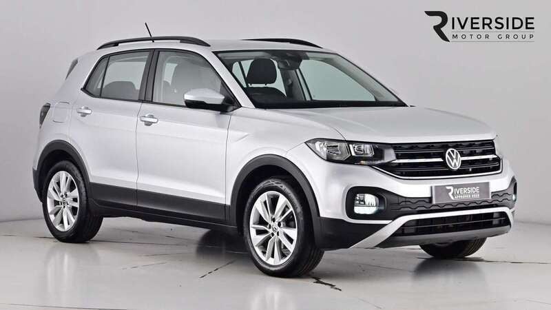 Reflex silver Used 2021 VW T-Cross SE SUV | £17,350 (Fair price) - Image 1/4