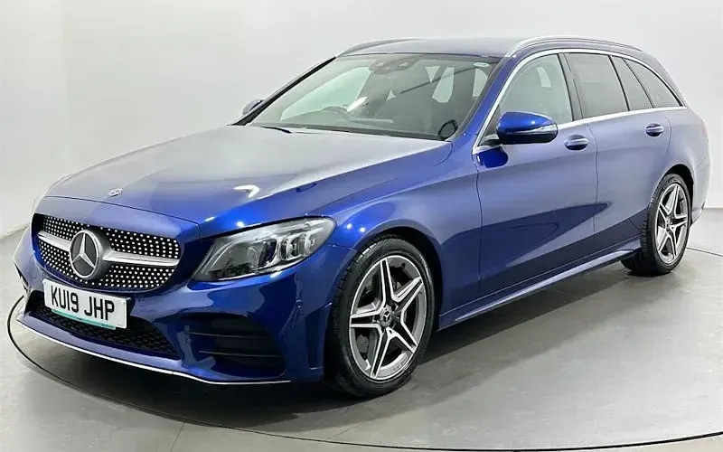 Used Mercedes C220 AMG Line Premium 194 HP (142 kW) 2019 Blue Estate