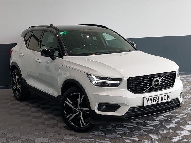White Used 2018 Volvo XC40 R-Design SUV | £21,498 (Fair price) - Image 1/4