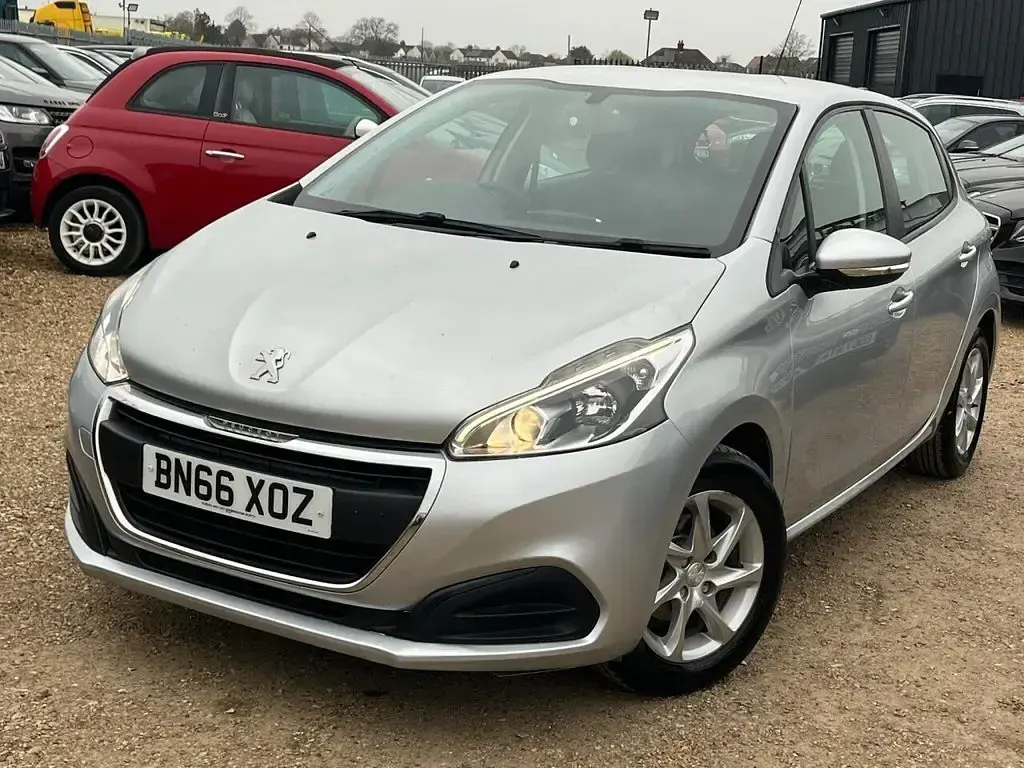 Used Peugeot 208 Active 2016 Silver Hatchback