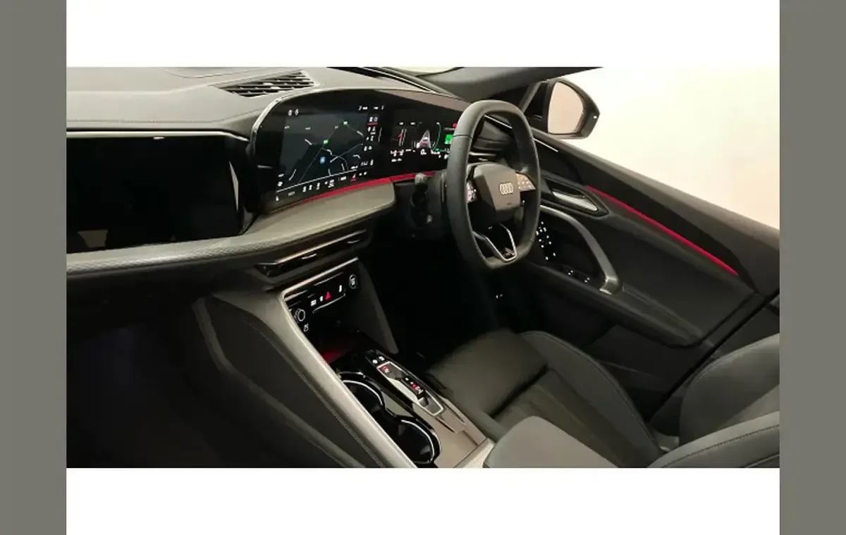 Used Audi Q5 S-Line 295 HP (216 kW) 2025 Other SUV