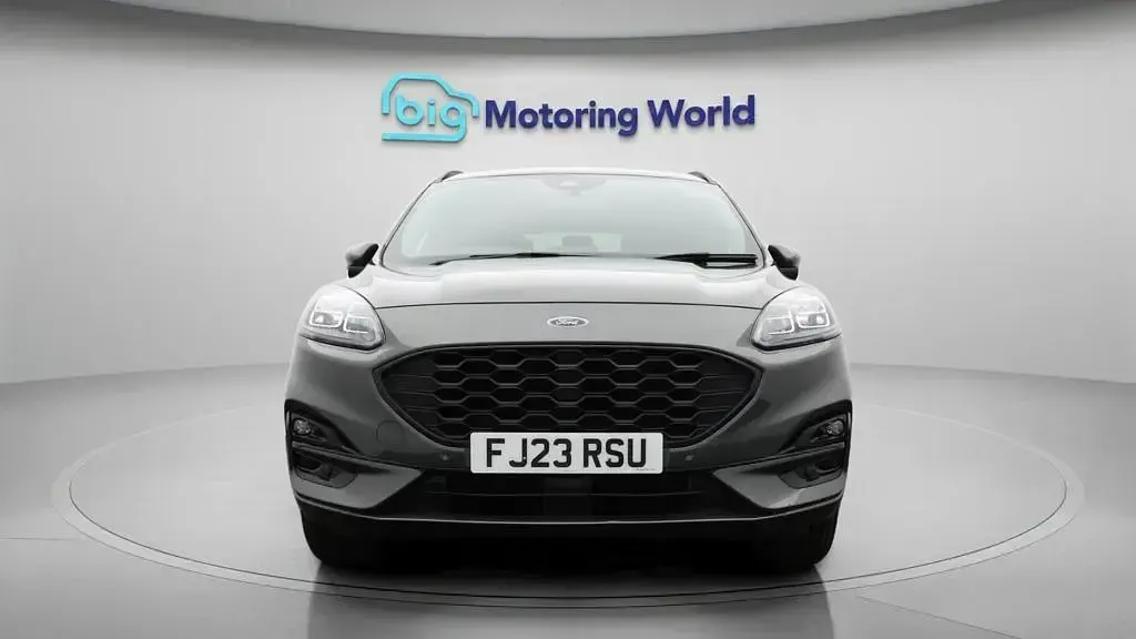 Used Ford Kuga ST-Line 225 HP (165 kW) 2023 Grey SUV