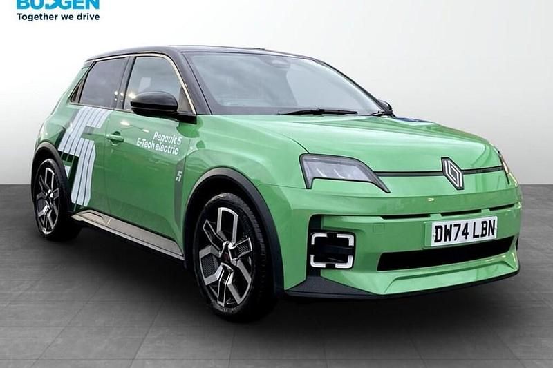 Used 2025 Renault 5 E-Tech Komfort Hatchback | £23,400 (A bit pricey) - Image 1/1