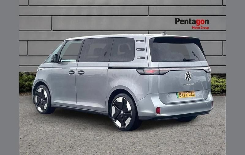 Used VW ID. Buzz Pro 147 kW (200 HP) 2023 Silver MPV