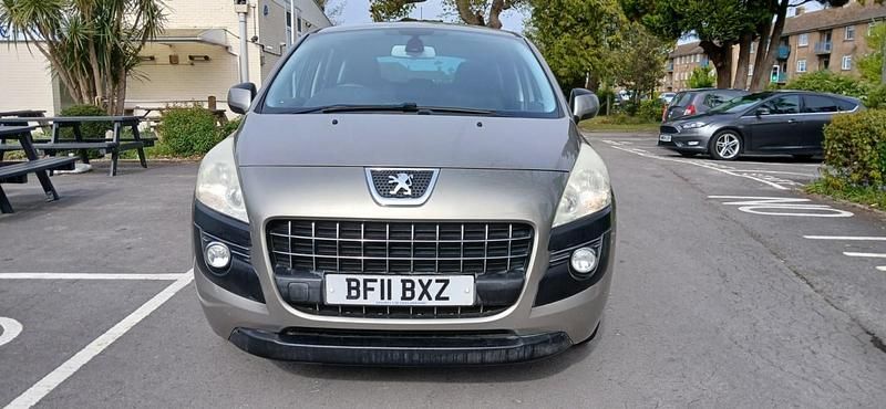 Used Peugeot 3008 Sport 112 HP (82 kW) 2011 Grey Estate