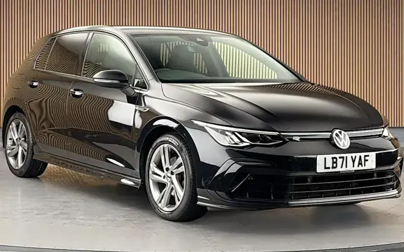 Used VW Golf VIII R-line 150 HP (110 kW) 2022 Hatchback