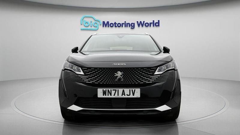 Used Peugeot 3008 Premium 300 HP (220 kW) 2021 Black SUV