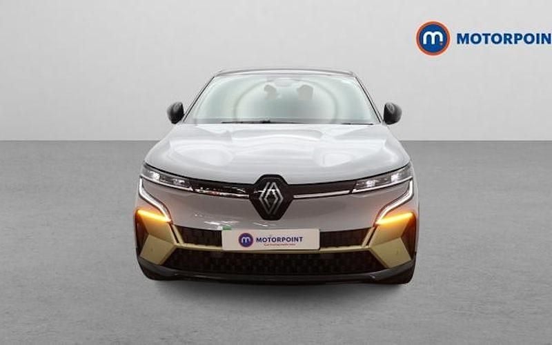 Used Renault Megane E-Tech Iconic 160 kW (218 HP) 2023 Grey/black Hatchback