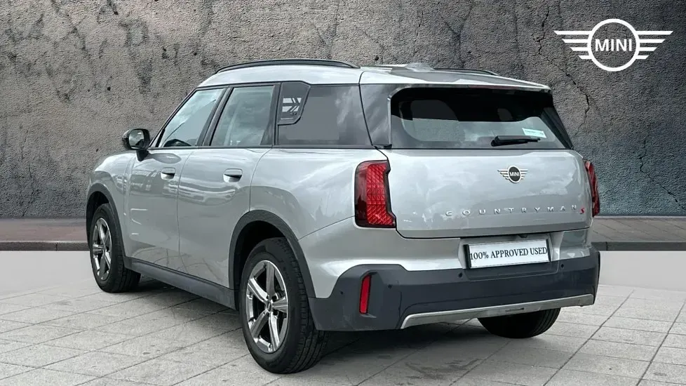 Używany Mini Countryman 215 KM (158 kW) 2024 Srebrny SUV