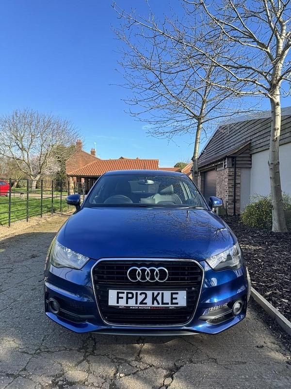 Used Audi A1 S-Line 105 HP (77 kW) 2012 Blue Hatchback