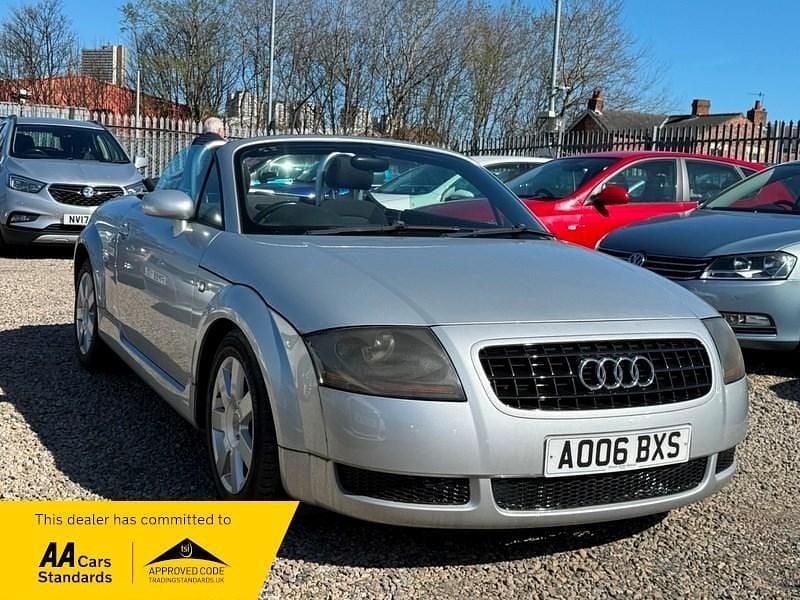 Used Audi TT Roadster 150 HP (110 kW) 2006 Silver Cabriolet