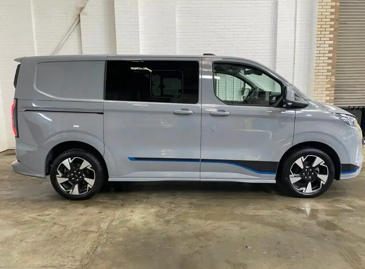 Used Ford Transit Custom Sport 232 HP (170 kW) 2025 Grey Van