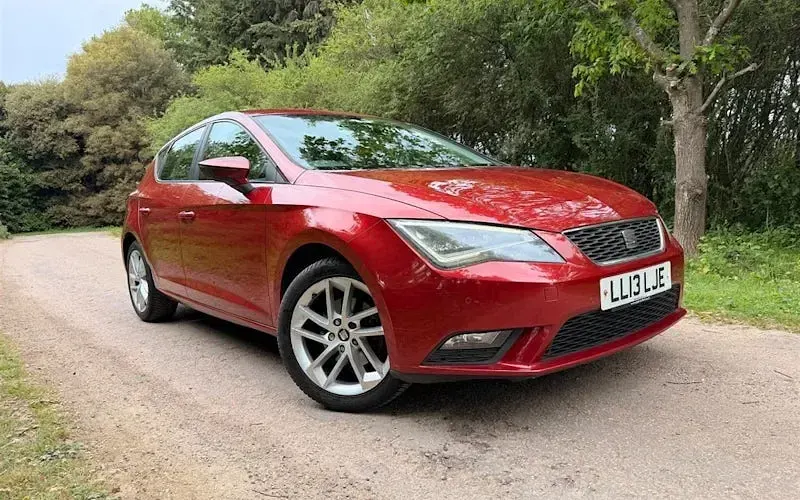 Używany Seat Leon SE 140 KM (102 kW) 2013 Hatchback