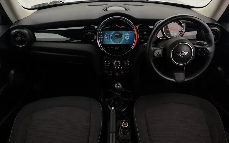 Used Mini ONE Classic 102 HP (75 kW) 2021 Grey Hatchback