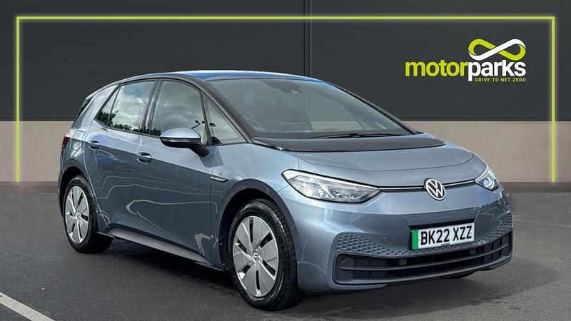 Stonewashed blue metallic Used 2022 VW ID.3 Pro Performance Hatchback | £15,000 (Good price) - Image 1/4