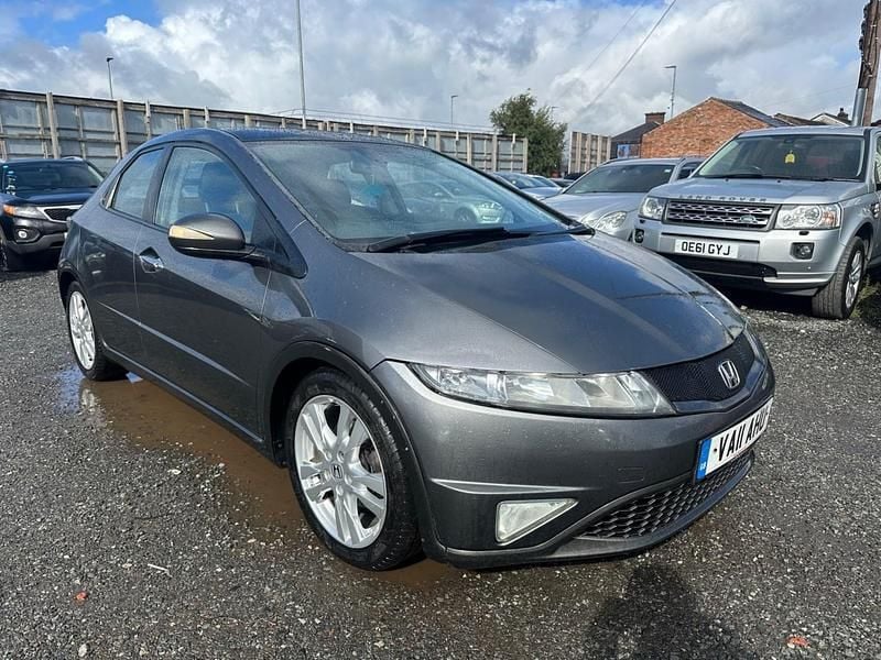Grey Used 2011 Honda Civic ES Hatchback | £1,599 (Fair price) - Image 1/4
