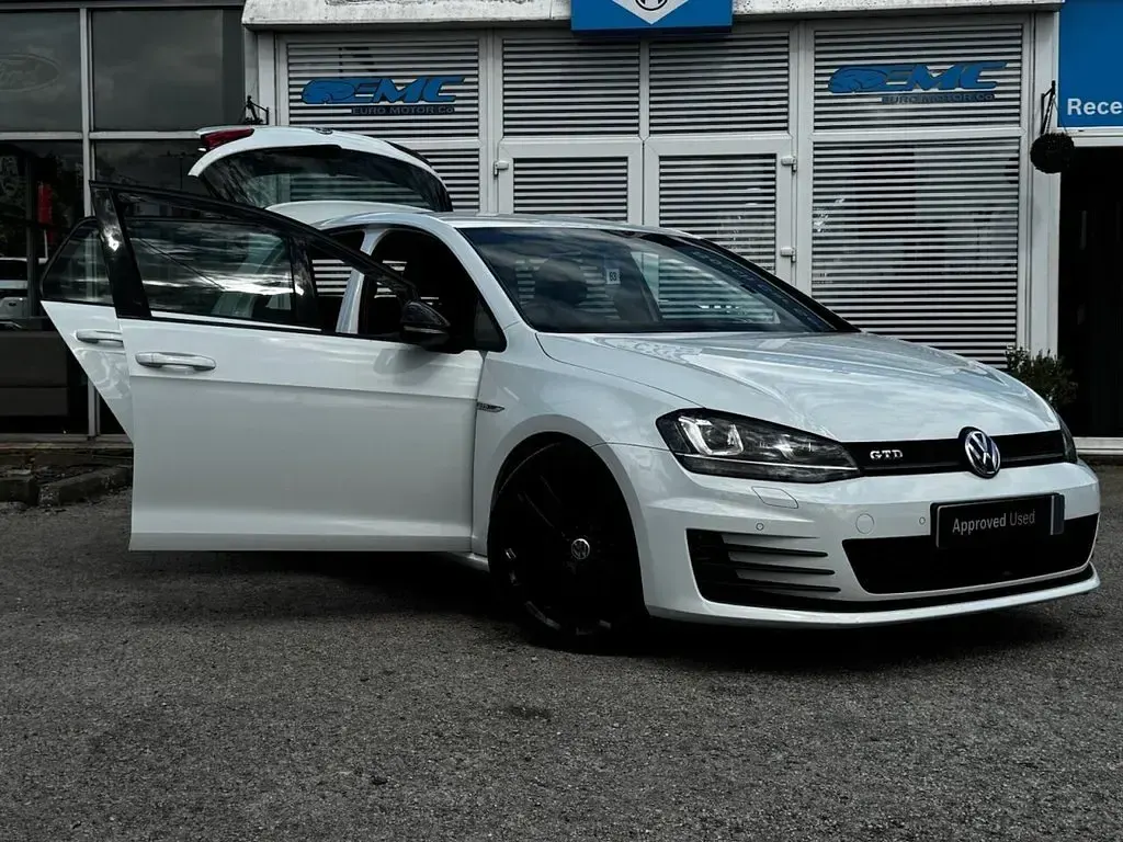 Used VW Golf VII GTD 184 HP (135 kW) 2016 White Hatchback